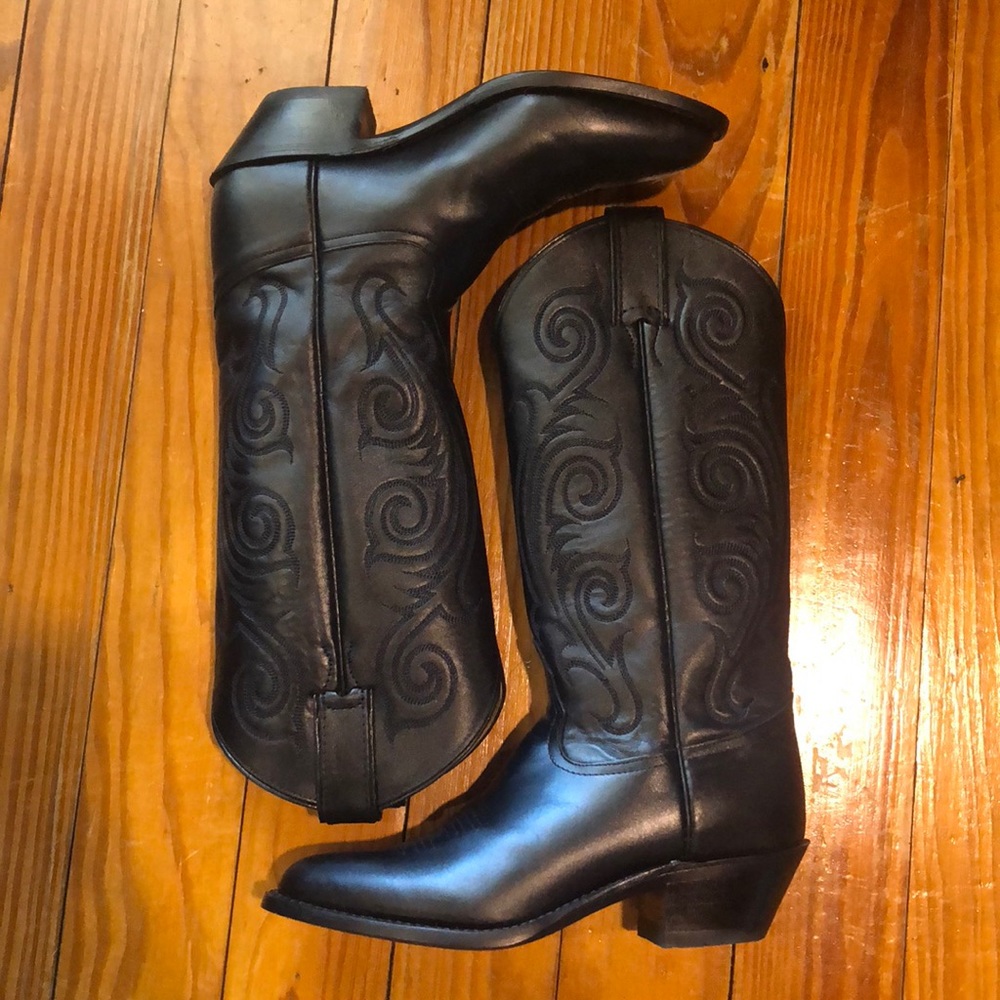 Women’s Tony Lama Black Cowboy Boots Size 6